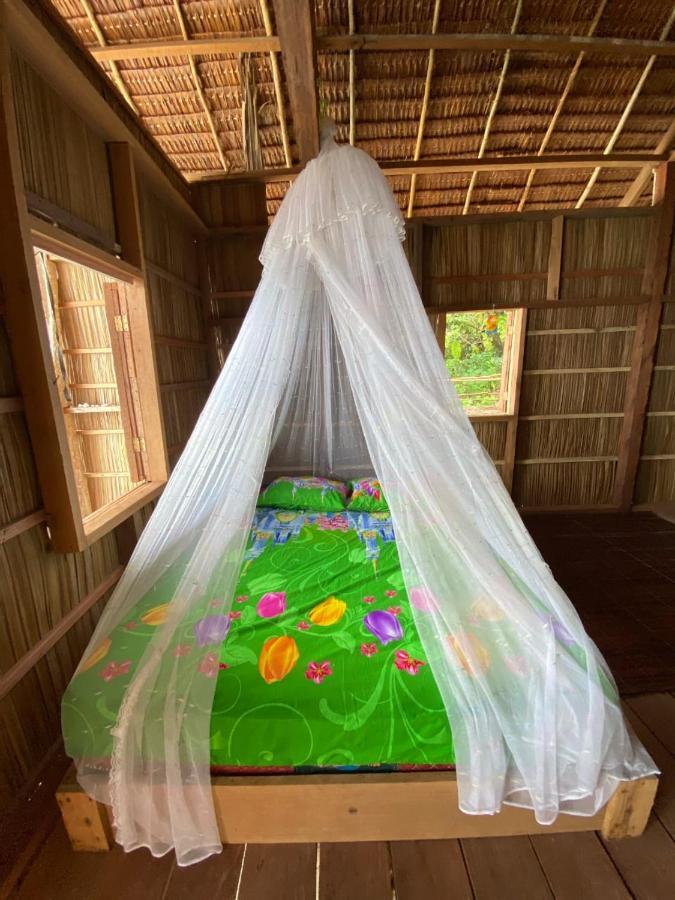 Mambetron Homestay Raja Ampat Pulau Mansuar Ngoại thất bức ảnh