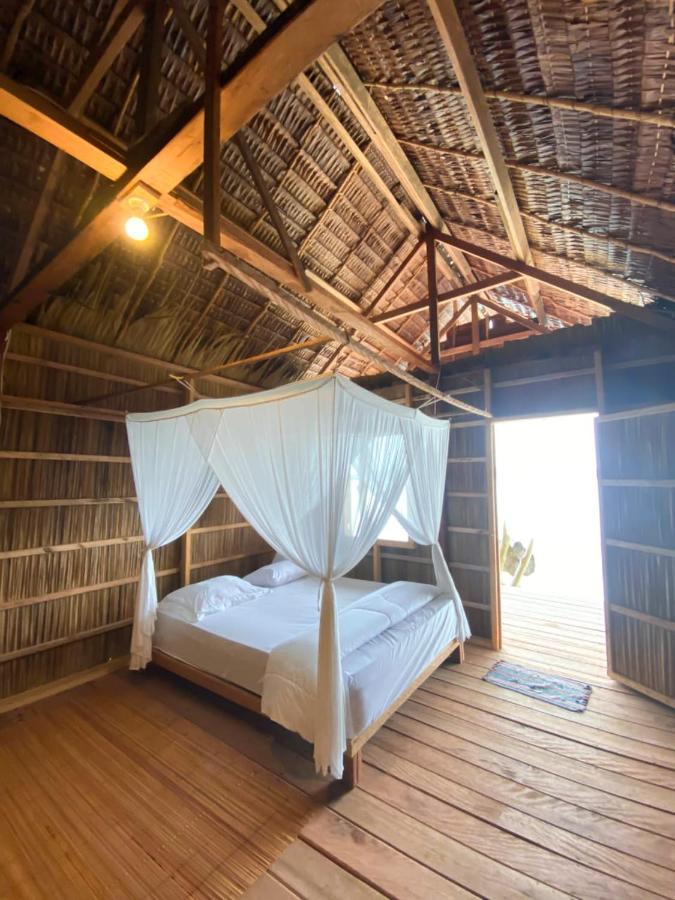 Mambetron Homestay Raja Ampat Pulau Mansuar Ngoại thất bức ảnh