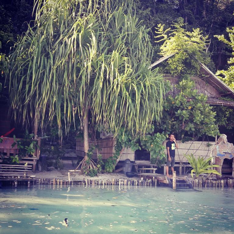 Mambetron Homestay Raja Ampat Pulau Mansuar Ngoại thất bức ảnh